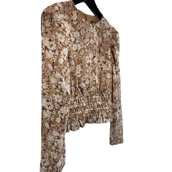 NWT Express sheer floral top size extra small - Picture 2 of 8